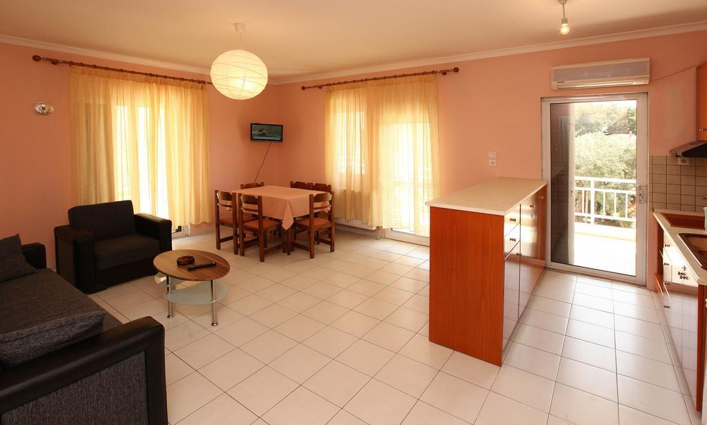 Amarilia Aparthotel Σκάλα Ραχωνίου Εξωτερικό φωτογραφία