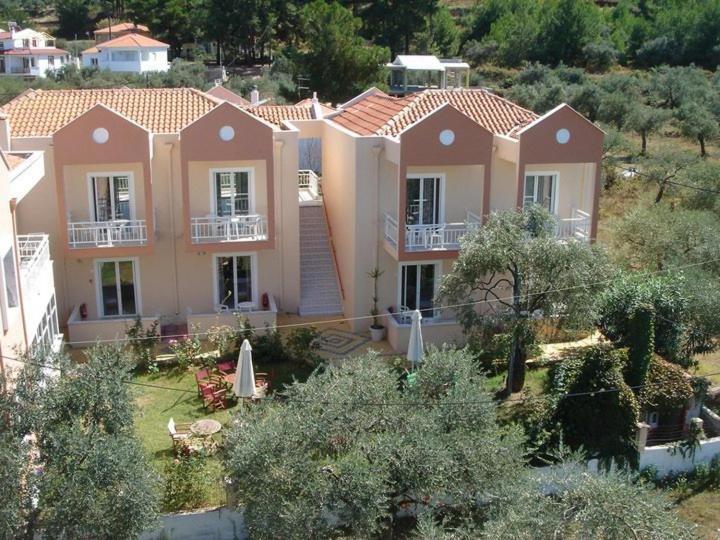 Amarilia Aparthotel Σκάλα Ραχωνίου Εξωτερικό φωτογραφία